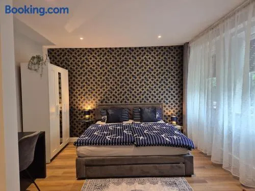 Zentroom studio apartment - Image 1