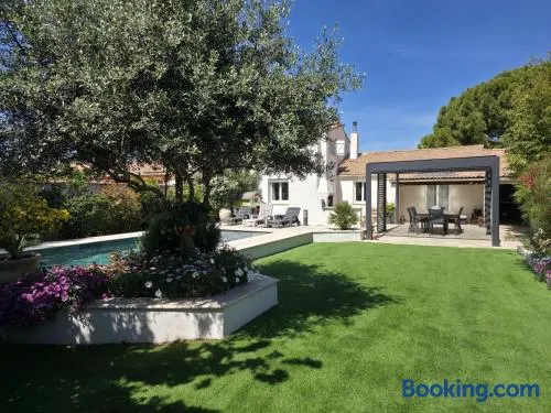 Superbe Villa "Lisena" au calme en centre-ville - plages à 15 min - cadre idéal - Image 1