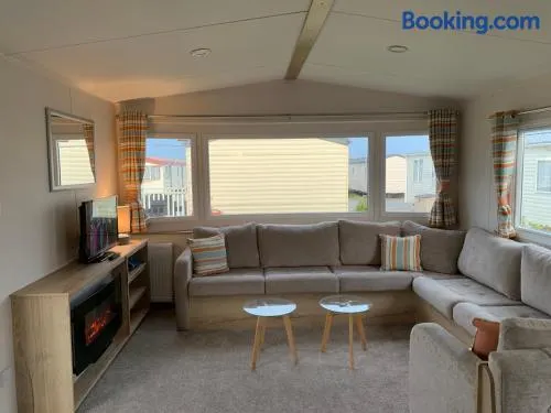 Brambles 66 -Static Holiday Caravan, Porthcawl - Image 1