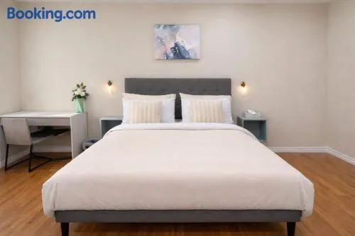 Vita House - Minutes to Rogers Stadium - Easy Transit - Near Yorkdale - Image 1