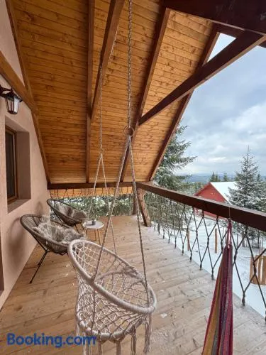 Woodland house - Image 1