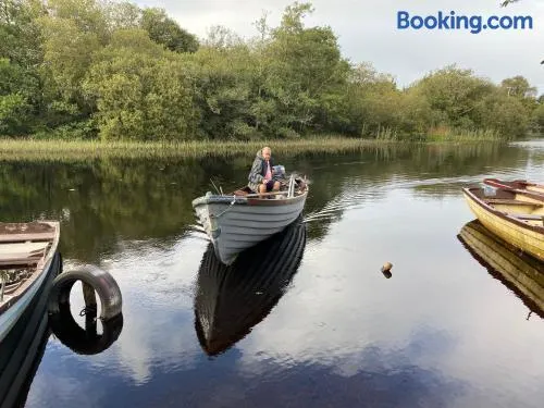 Golfing, Walking, Fishing Rest - sleeps 8 - Image 1