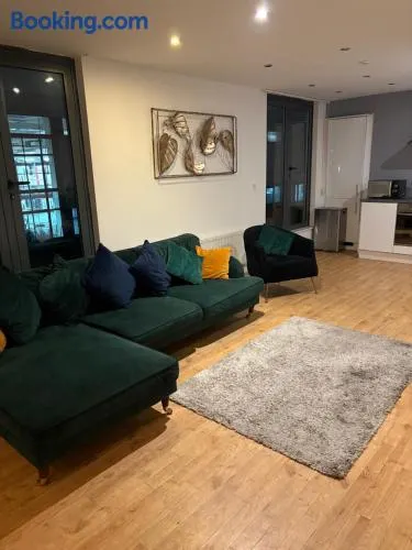 Rooftop 2 Bed Penthouse, Hot Tub, Wrapped Balcony, Free Parking, Train Station Location by Opulent Stays - Image 1