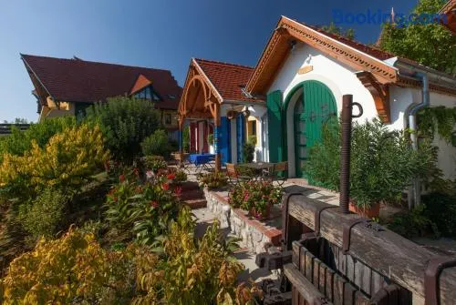 Bagoly Pincesor Fogado - Image 1