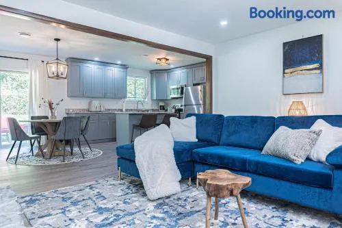 Charming Modern Home - Image 1