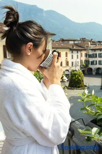 LA QUADRA SUITES - The super central apartments in Iseo, with daily housekeeping included! - Image 1