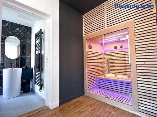 Appartement Luxe Design avec Sauna privé Hyper-Centre - Image 1