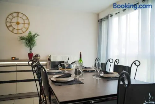 Appartement lumineux - 2 à 6 pers - Idéal séjour Vosges, Alsace - Vélo & randonnée - Image 1