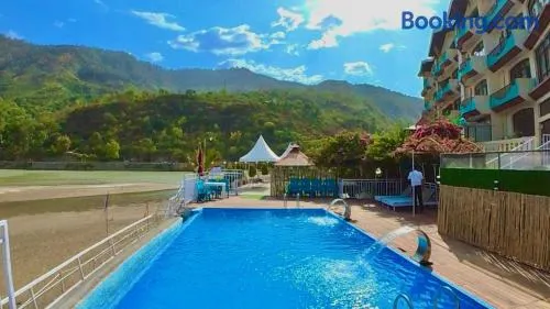 Hotel Hot Spring & Health Care - Image 1