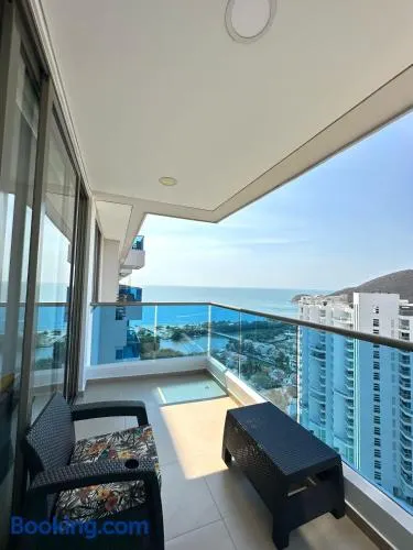 Apartamento con vista al mar y a la montaña en Santa Marta - Image 1