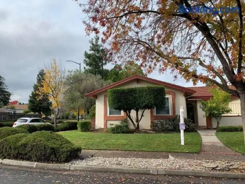5bd2.5ba Near Apple in Cupertino - Image 1