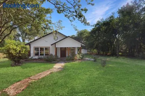 Guadalupe Getaway - Image 1