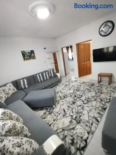 DENİZE 40m DSI TMO Kamp yanı , AİLE İÇİN UYGUN Alkolsüz, 2 klima - Image 1