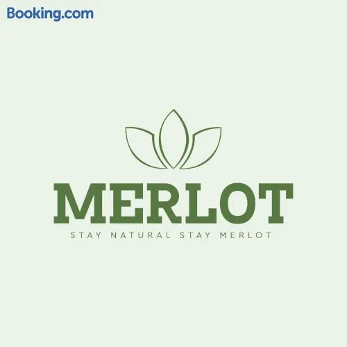 Merlot - Image 1