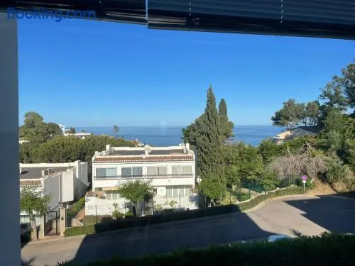 Precioso estudio en zona residencial Rancho Miraflores - Image 1