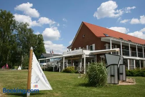 Ferienzentrum Yachthafen Rechlin - Image 1