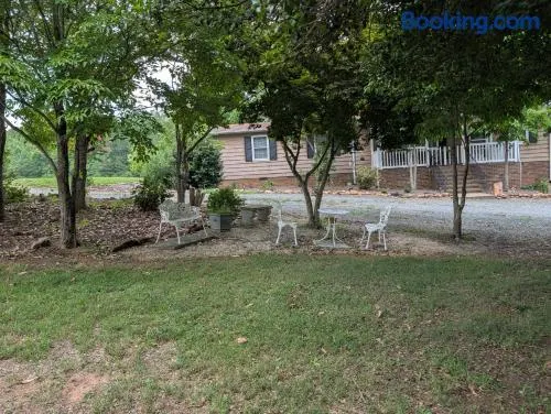 Peaceful Stay in the Country - Image 1