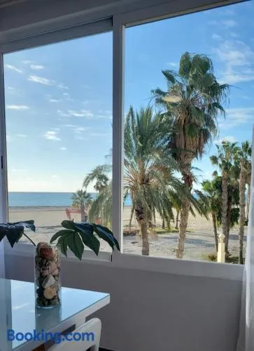 Motril, primera línea de playa. - Image 1