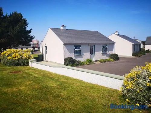 Fairgreen Cottages - Image 1