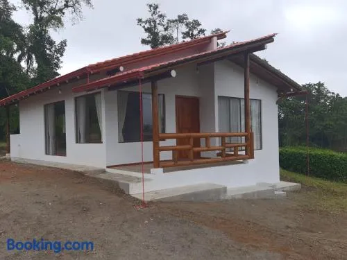 Quinta Vacacional Puerto Quito - Urb Privada El Jardín - Image 1