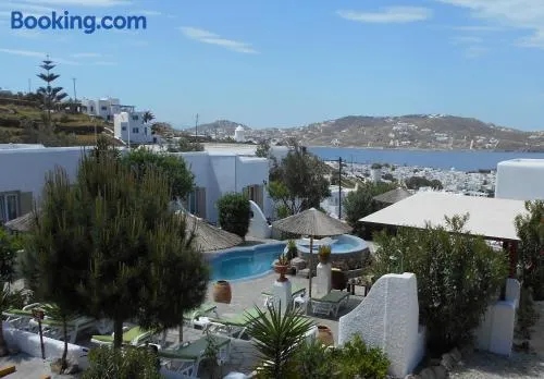 La Veranda of Mykonos Traditional Guesthouse - Image 1