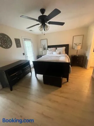Beautiful Home Near Fort Jackson & USC - Image 1