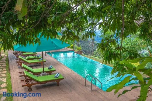 Chill Ville View Point Hotel - Image 1