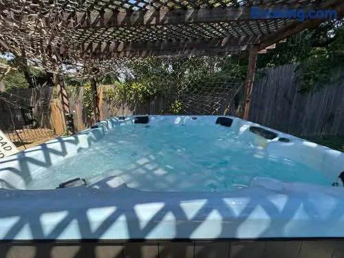 Arlington FOMO HOME - Image 1