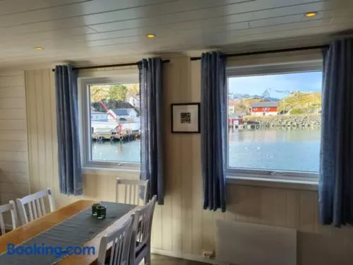Damperiholmen Apartment, Lofoten - Image 1