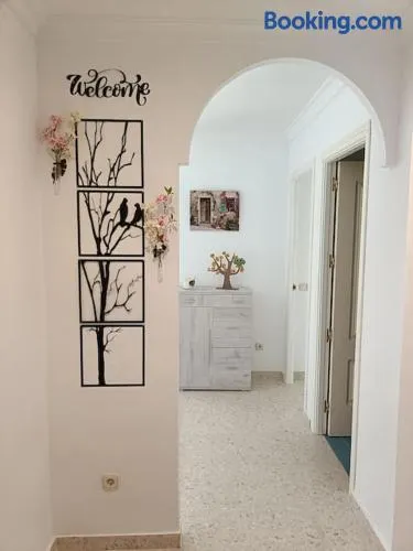 Spacious and centrally located apartment in San Pedro de Alcantara - Image 1