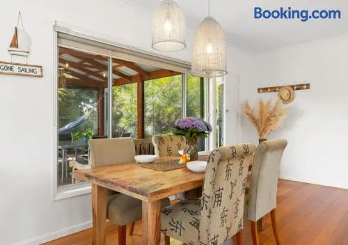 The Shack- Walk to beach, sleeping 4, fireplace, pet friendly! - Image 1