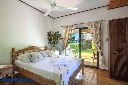 Tannette Villa - Image 1