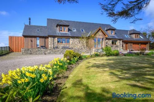 Tarskavaig B&B - Image 1