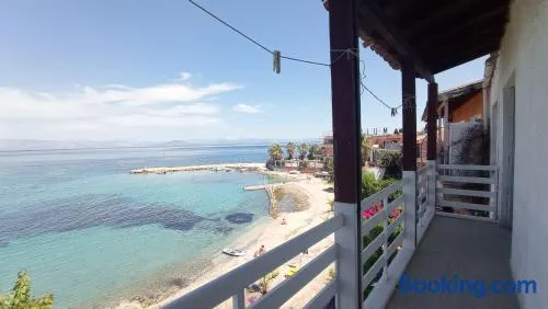Seaview House - Image 1