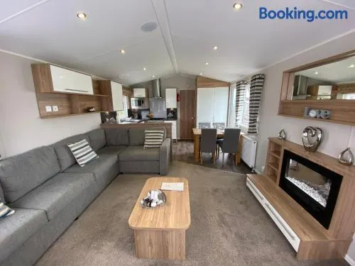 6 Berth Beautiful Caravan - Image 1