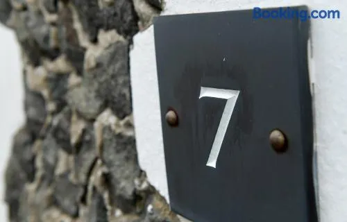 7 Mersey Street, Borth-y-Gest - Image 1