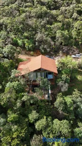 Chalé Caminho das Pedras- Cachoeira Privativa - Image 1