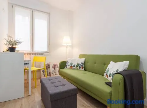 Elcano Urban Class Vivienda Turística reformado con wifi - Image 1