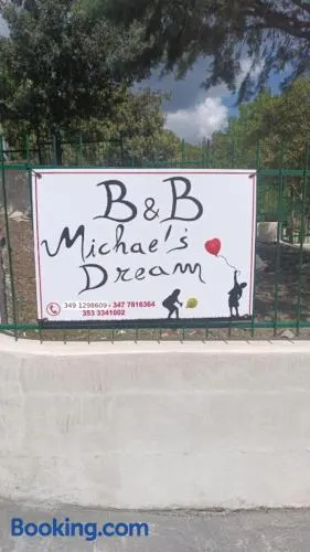 B&B Michael's Dream - Image 1