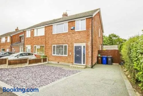 Entire house - Peaceful 3 bedroom home - Image 1