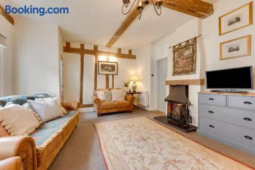 2 Bed in Lavenham oc-24ss - Image 1