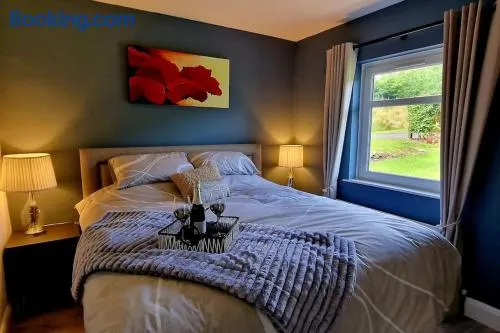 Bracken Cottage - Image 1