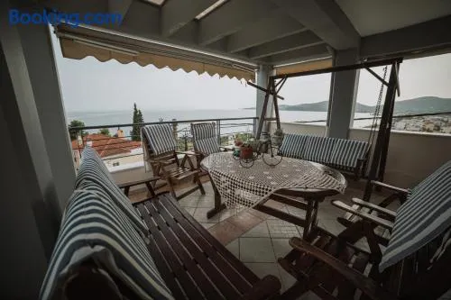 Niki House - Image 1