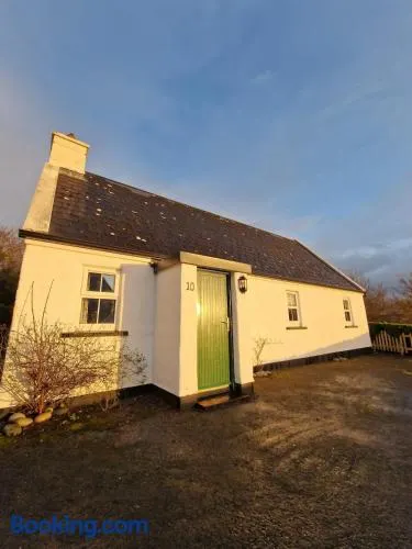 Hazel Cottage 2 Bedroom - Image 1