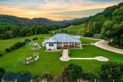 Luxury Farm Homestead & Animal Sanctuary, Hot Tub - Image 1