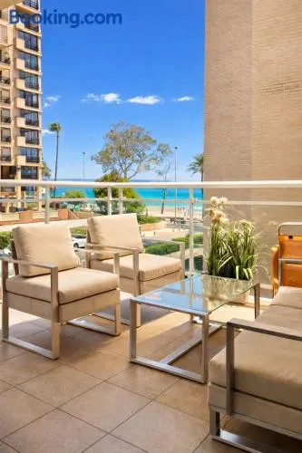 Seaside Apartment Retreat - Image 1