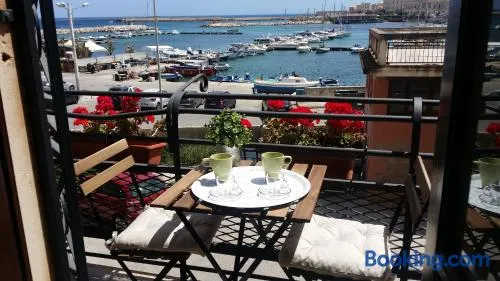 Aretè Guest House - Image 1