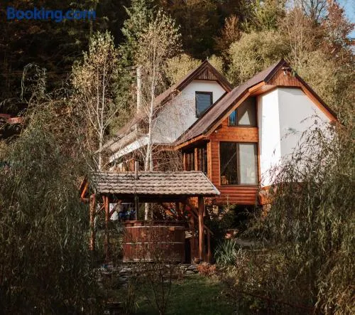Chalet Mignon - Aproka adorable small guest house - Image 1