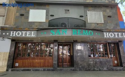 Hotel San Remo - Image 1