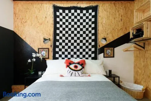 GuestReady - Hackney Studios - Image 1